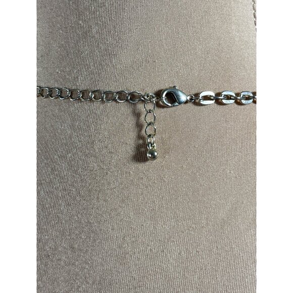 Vtg 3 Flower Choker Necklace Black Plastic Petals Rhinestone Gold Tone - Picture 4 of 4